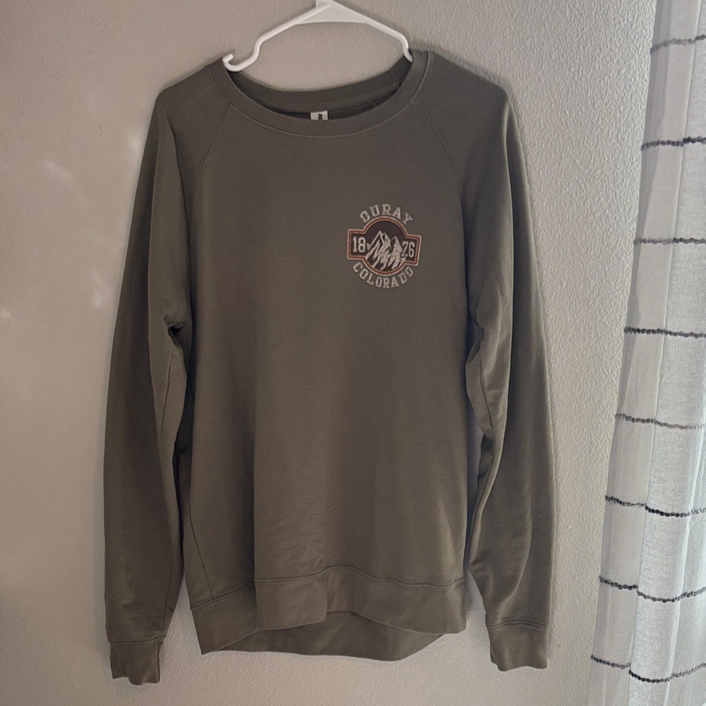 Men's Olive Green Sweater